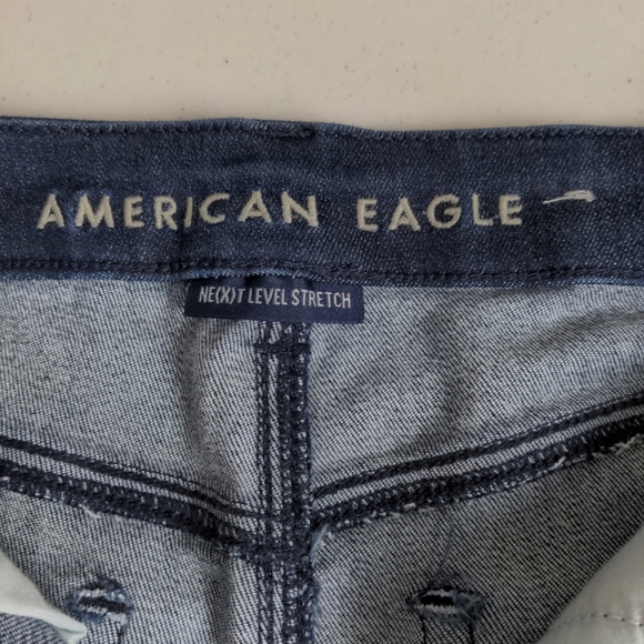 American Eagle Curvy Super Hi Rise Shortie Jean Shorts Women 6 Stretch Cuff Mom - Picture 10 of 10
